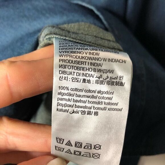 Calvin Klein Dark Wash Denim Button-Front Shirt M - Picture 5 of 5